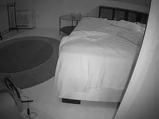 Voyeurcam-julmodels-whitebed-6  live sex cam
