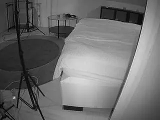 Voyeurcam-julmodels-whitebed-6  live sex cam