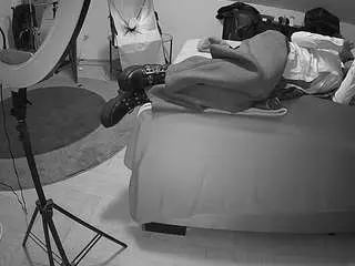 Voyeurcam-julmodels-whitebed-6  live sex cam