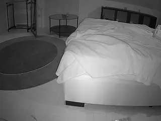 Voyeurcam-julmodels-whitebed-6  live sex cam