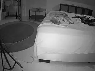 Voyeurcam-julmodels-whitebed-6  live sex cam