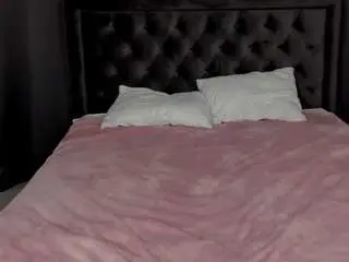 Blooomwinx  live sex cam