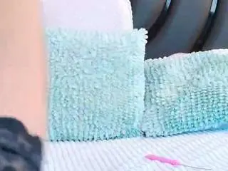 Irissbloom  live sex cam