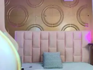 Valeriaa19  live sex cam