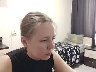 Colleenmckenize  live sex cam
