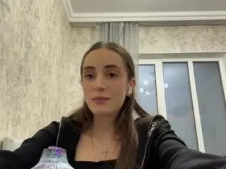 Elianathruman  live sex cam