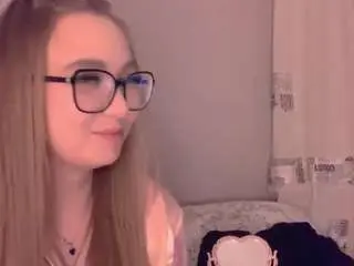Ellypeiffer  live sex cam