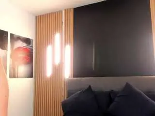 Evaloviaa1  live sex cam