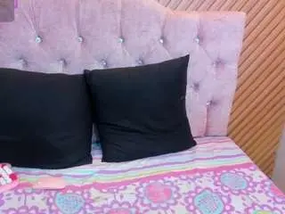 Evaloviaa1  live sex cam