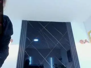 Evaloviaa1  live sex cam