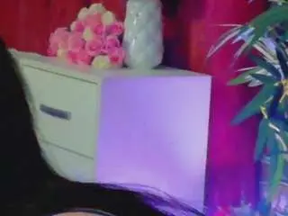 Helenceccile  live sex cam