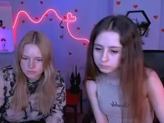 Rebecca-smile  live sex cam