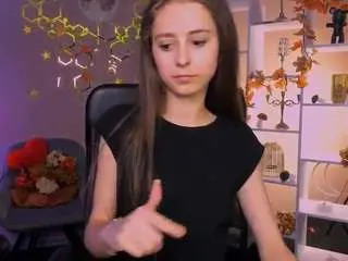 Rebecca-smile  live sex cam