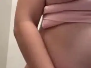 Lilshortie520  live sex cam