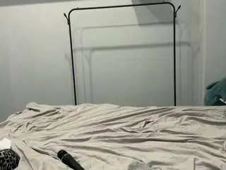 Lonalardin  live sex cam
