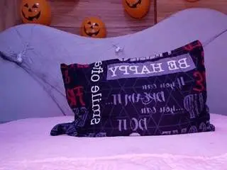 Mc-stanfort  live sex cam