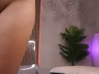 Miraxmonroe  live sex cam