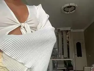 Stefanievelotta  live sex cam