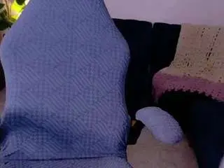 Bellaasford  live sex cam