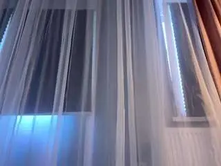 Bonniehenley  live sex cam