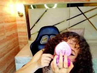 Isaa-r  live sex cam