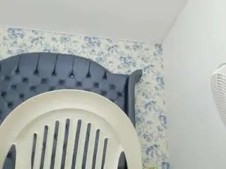 Kaily-pearty  live sex cam
