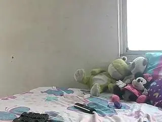 Kaily-pearty  live sex cam