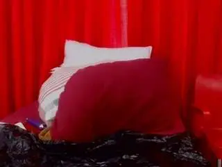Sexybustyboobs87  live sex cam