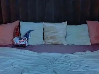 Shameeless  live sex cam