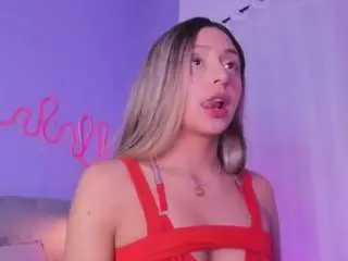 Sofly-s  live sex cam