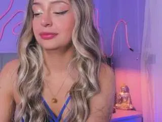 Sofly-s  live sex cam