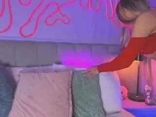 Sofly-s  live sex cam