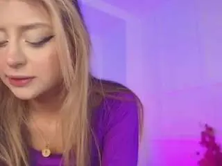 Sofly-s  live sex cam