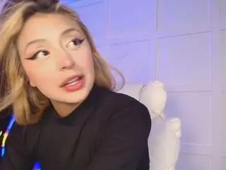 Sofly-s  live sex cam