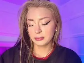 Sofly-s  live sex cam