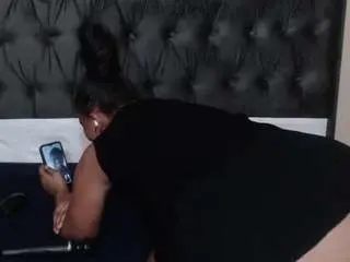 Brownsugarx20  live sex cam