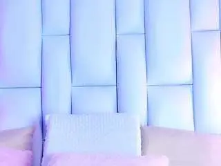 Snowwhithe  live sex cam