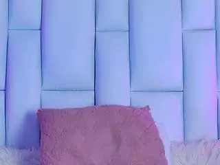 Snowwhithe  live sex cam