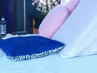 Snowwhithe  live sex cam