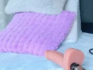 Snowwhithe  live sex cam