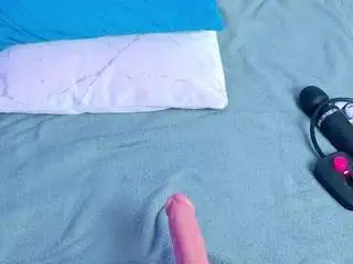 Snowwhithe  live sex cam