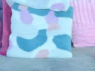 Snowwhithe  live sex cam