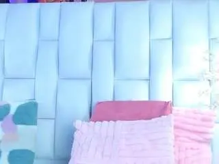 Snowwhithe  live sex cam