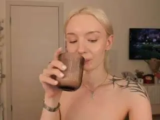 Tiffany-jade  live sex cam