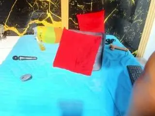 Adrianavegga  live sex cam