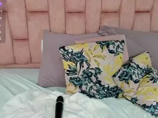 Camilalevis  live sex cam
