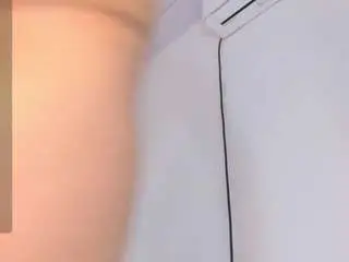 Goddess-sara69  live sex cam