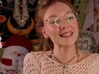 Lyra-thenymph  live sex cam