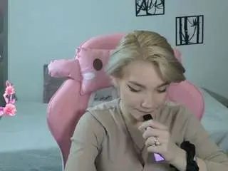 Meganlora3  live sex cam