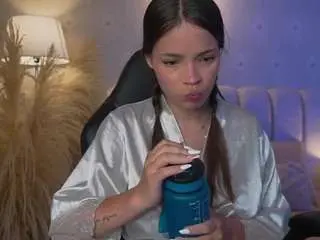 Emma-vloss  live sex cam